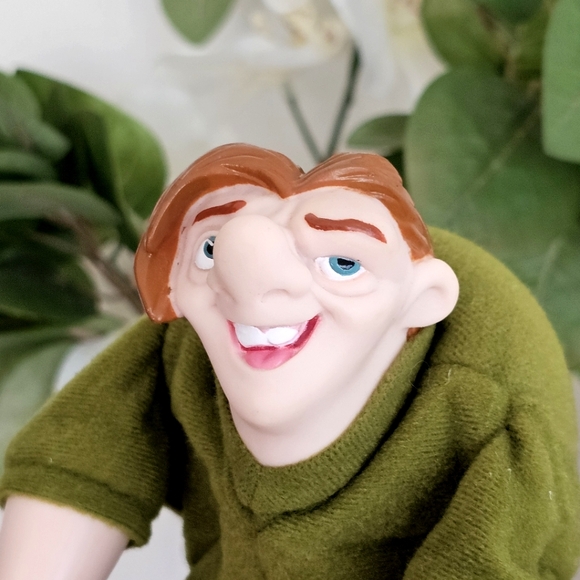 Vintage Disney's Hunchback of Notre Dame Quasimodo 9" Hand Puppet, Burger King - Picture 8 of 16